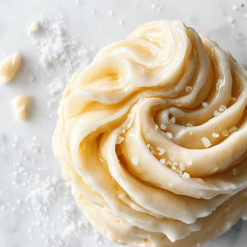 Frosting is the crown jewel of baking and dessert decoration, transforming a simple cake or cupcake into a visual masterpiece that tantalizes the taste buds. Whether you're layering it between cake tiers or swirling it onto cupcakes, the right frosting can elevate your baked goods from ordinary to extraordinary. However, many traditional frostings rely heavily on powdered sugar, which can often lead to overly sweet, cloying results. This is where our easy honey frosting recipe comes into play—offering a delightful balance of sweetness and a unique flavor profile, all without the use of powdered sugar.